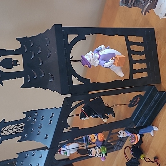 HALLMARK Retired Ghostly Gazebo Stand and Assorted Retired Halloween Ornaments - Picture 13 of 16